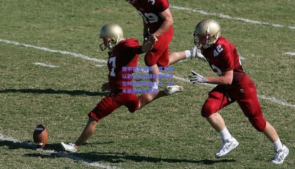 德甲新星流转！官方确认勒沃库森锋线新锐萨尔科租借加盟门兴，战术版图再添变数