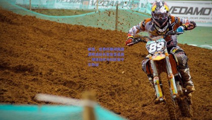 邮报，世界杯期间英国酒吧或延长营业至凌晨，球迷狂欢与社区安宁引热议